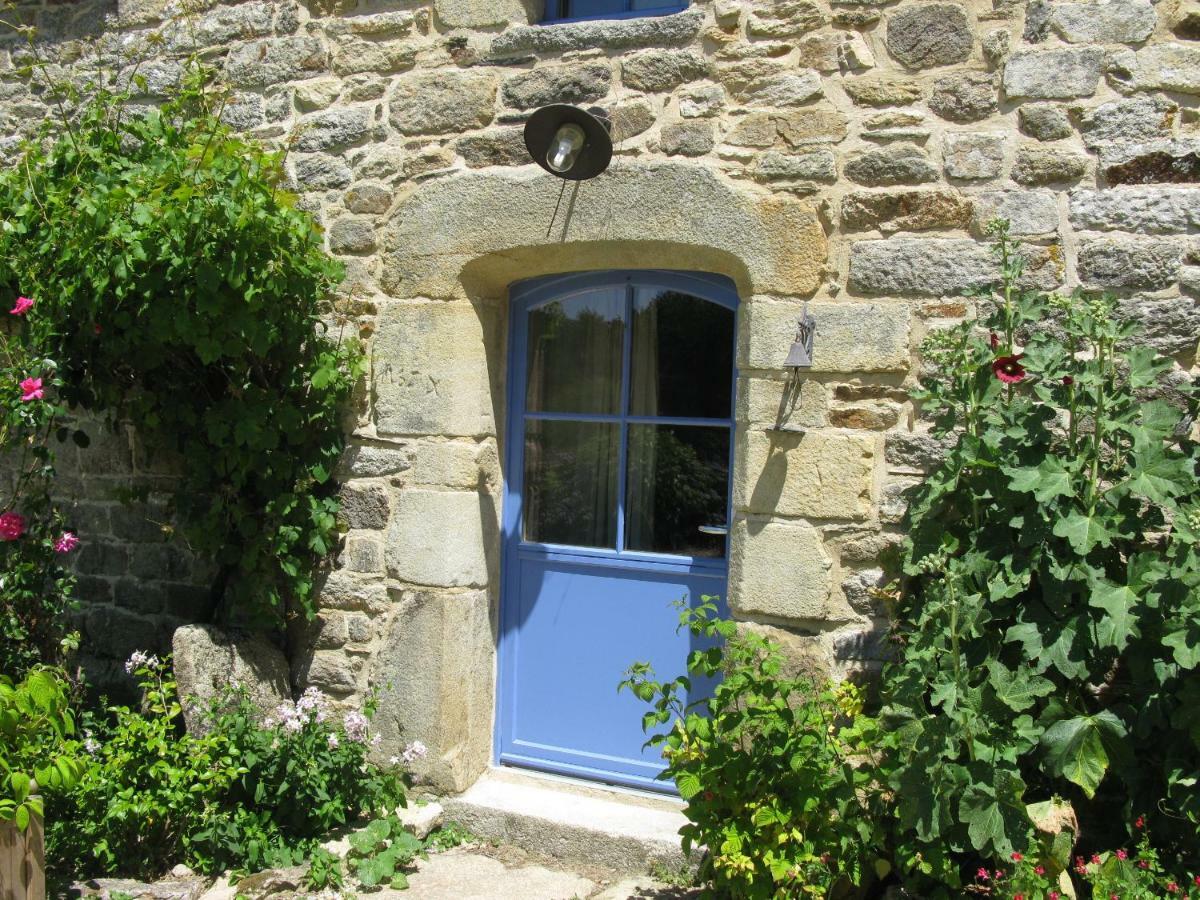 La Chambre Du Grand Val Caden Exterior photo